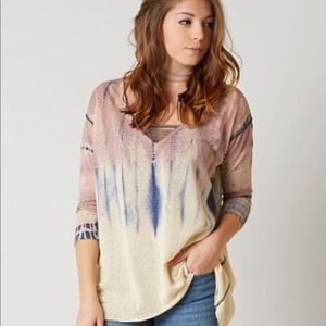 Gimmicks tie dye top size large